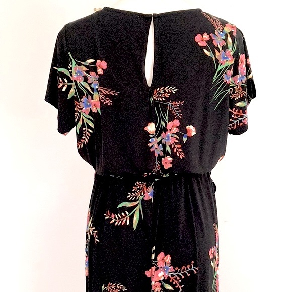 TABLE EIGHT floral jumpsuit with short sleeves and waist tie SIZE L - Picture 6 of 9